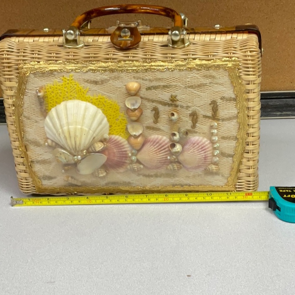 Vintage Seashell Wicker Handbag - Natural, Cream & Pink - Picture 2 of 7